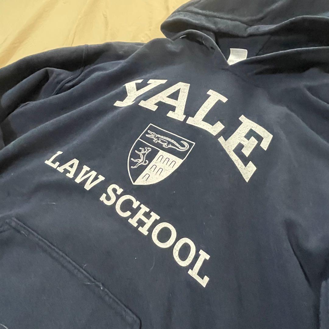 Yale law school hoodie store