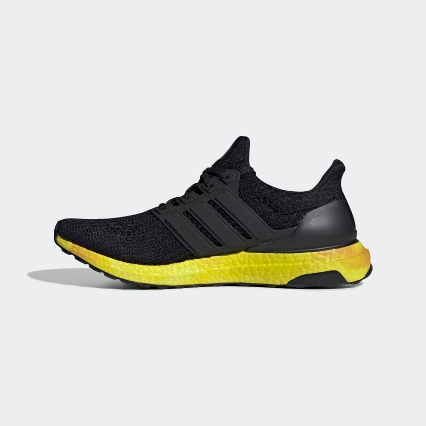 Adidas ultra boost black 2025 multicolor yellow