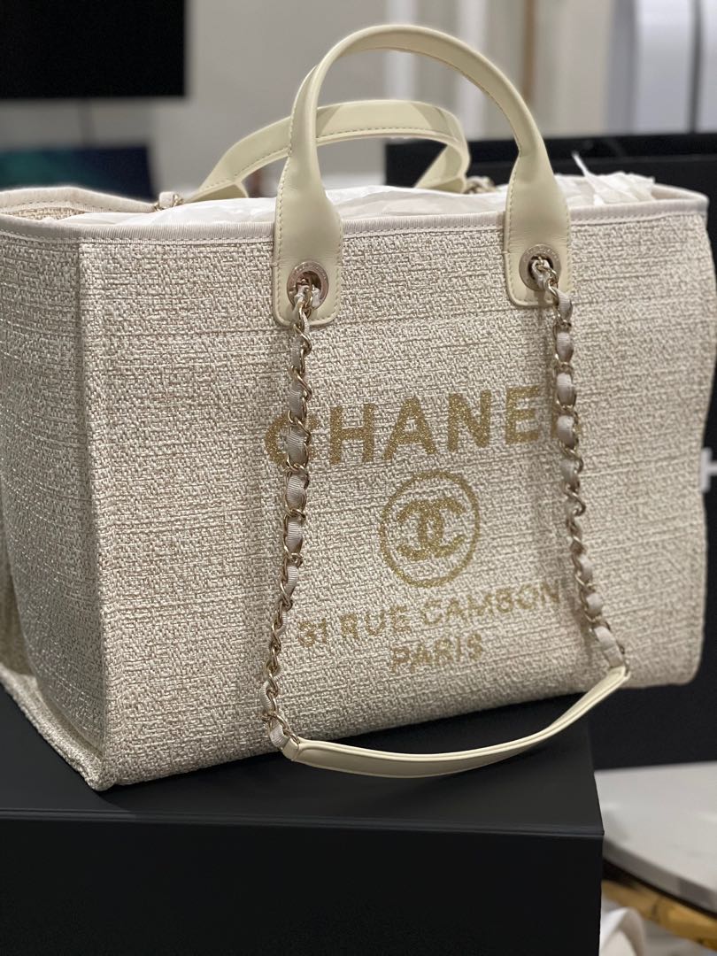 BNIB RARE Chanel Deauville tote 21P 21S Beige & Gold Tweed ✨✨