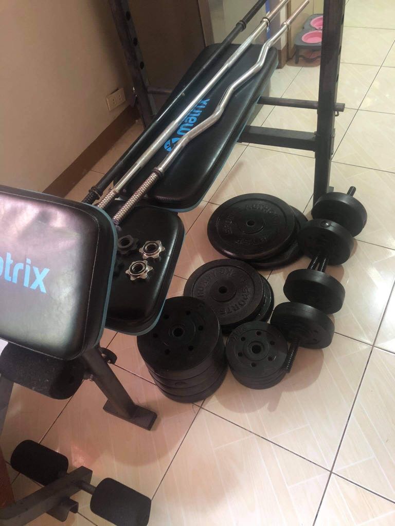 Complete gym set, Sports Equipment, Exercise & Fitness, Weights