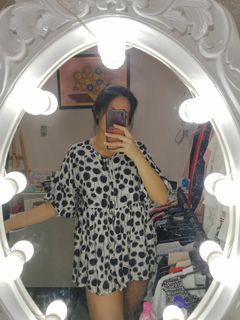 (Category: ) located in . Submitted by theworkingwardrobe (Listing ID 1080183182, Image 1). Description: .