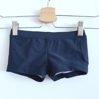 (Category: ) located in . Submitted by new-and-preloved (Listing ID 1080035167, Image 1). Description: .