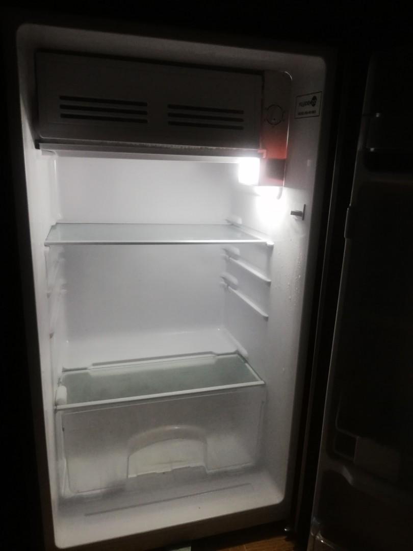 Fujidenzo 4 cu. ft. Bar Fridge Refrigerator RB40HKS (Stainless Door