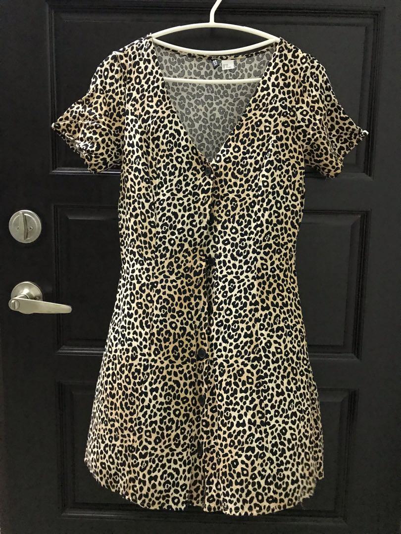 Hm animal print dress clearance
