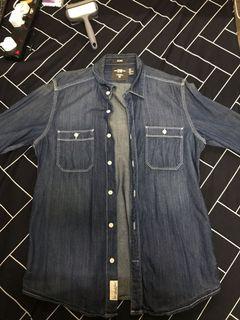 HNM shirt
