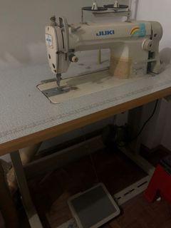 Industrial hi-speed sewing machine