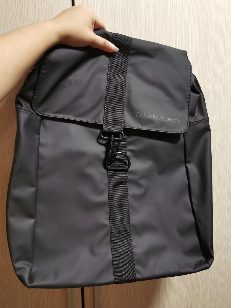 minimalist school backpack