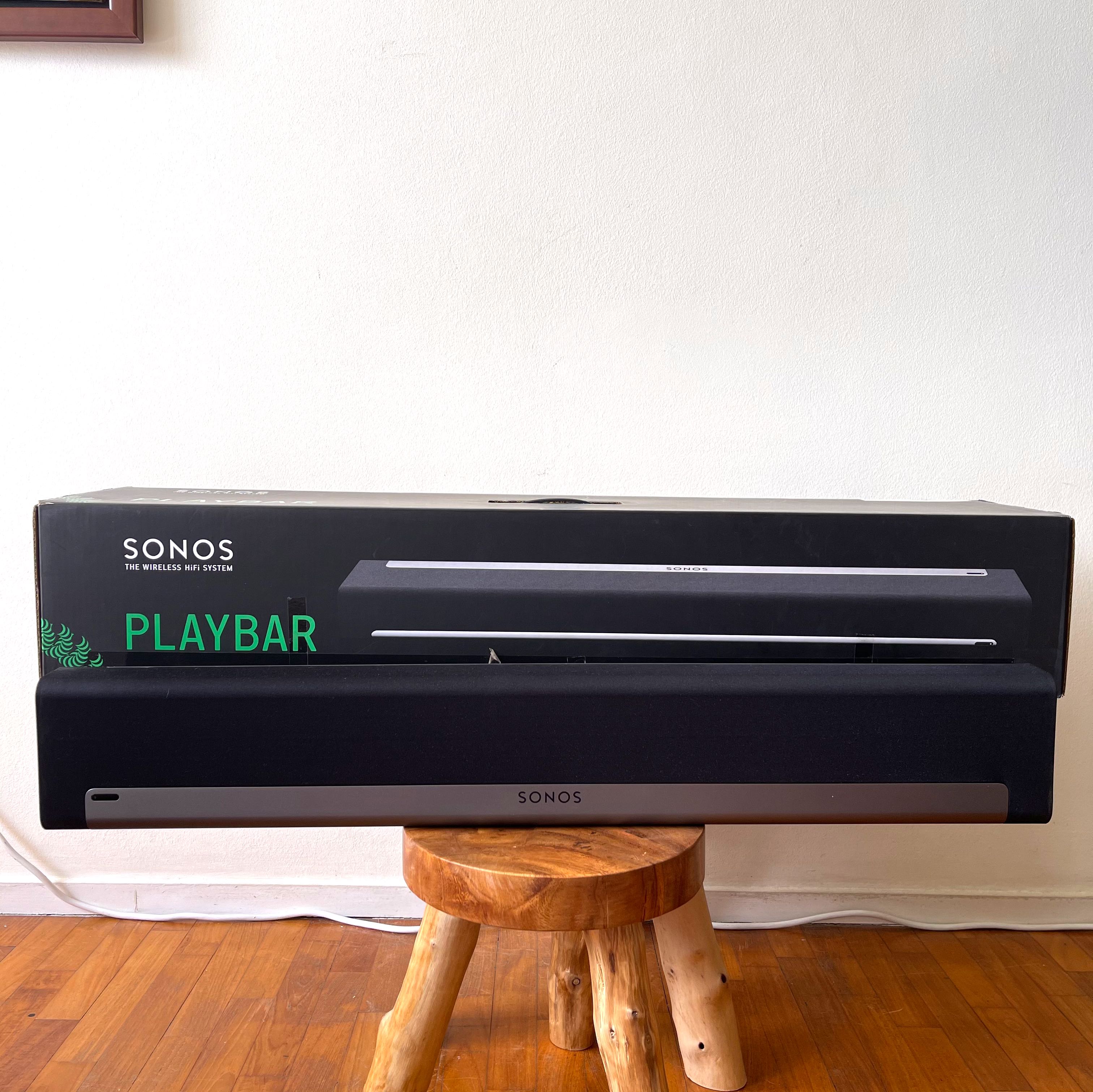 Like New Sonos Playbar (full set) with original Sonos wall mount, TV