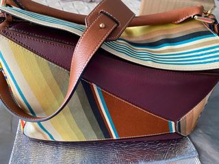 (Category: ) located in . Submitted by exshopper (Listing ID 1080043233, Image 1). Description: .