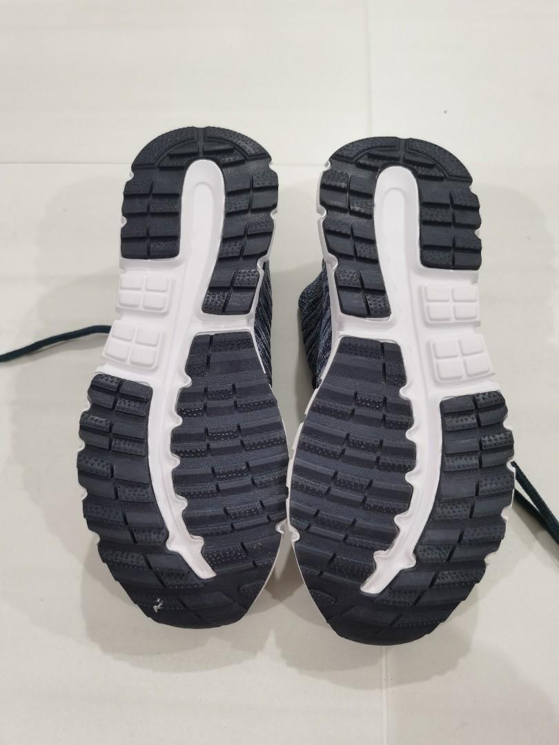 maxed running shoes ladies