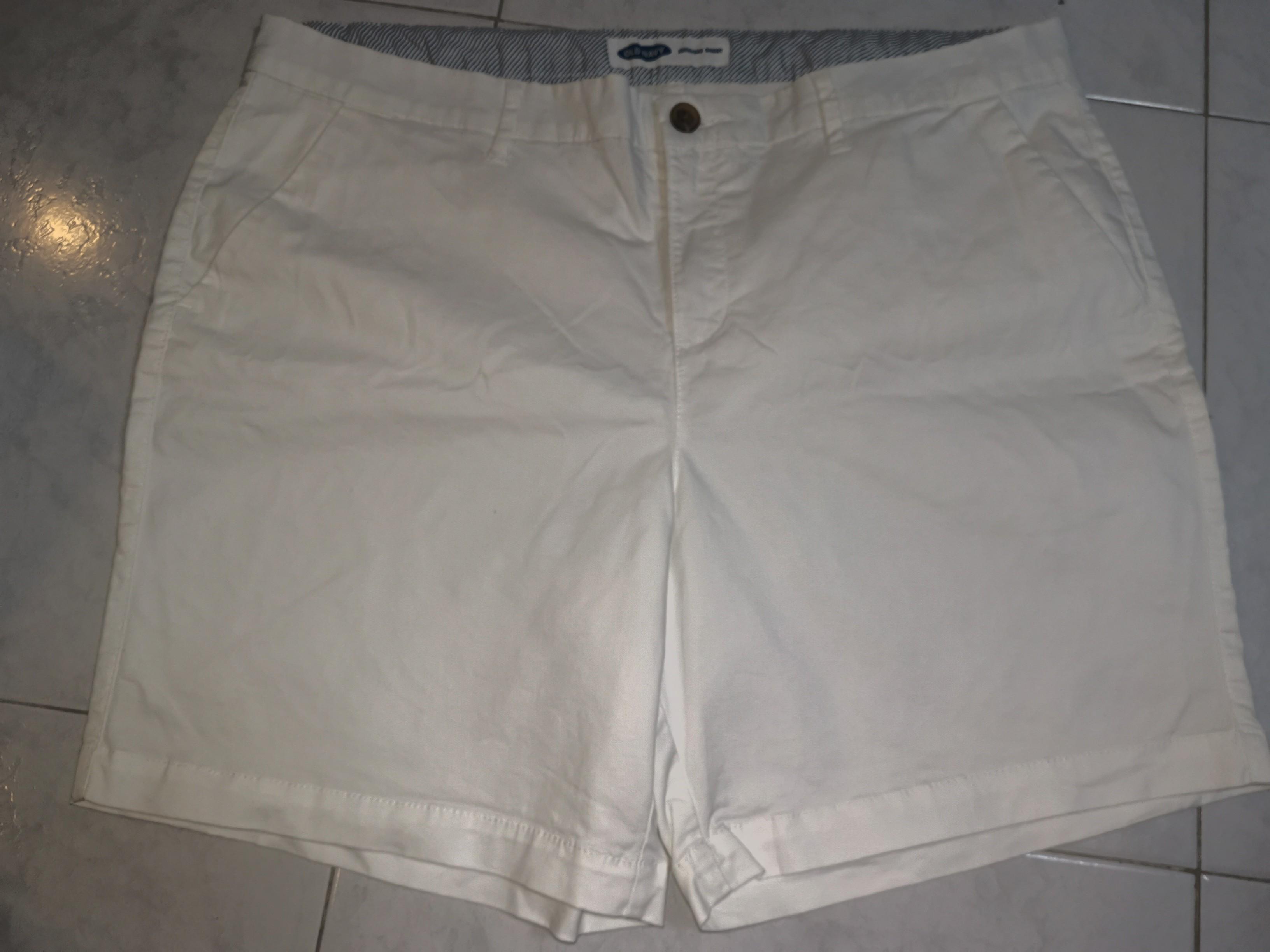 Plus size old navy white shorts UK 16