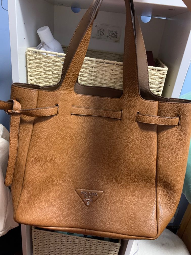 prada bag 2020