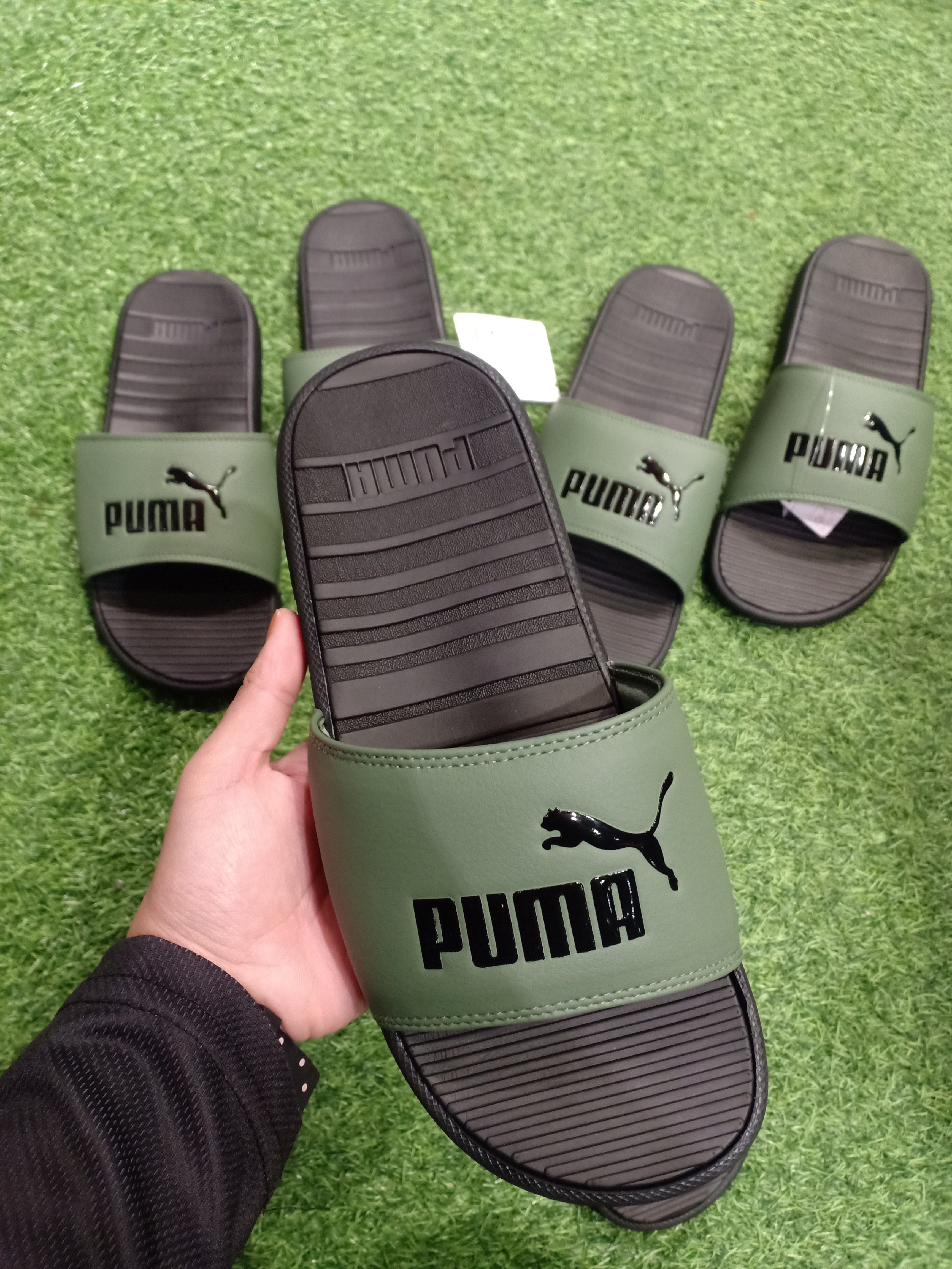 Buy Puma Mens Synthetic Navy Slip On Slippers Online - Lulu Hypermarket  India-thanhphatduhoc.com.vn
