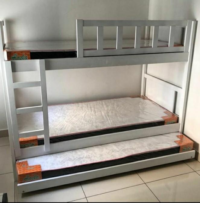 Set katil double decker pull out dan tilam, Home & Furniture, Furniture