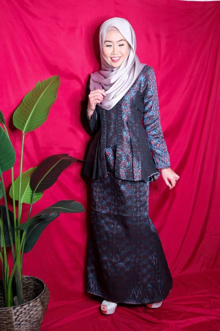 Songket, Women's Fashion, Muslimah Fashion, Baju Kurung & sets on Carousell