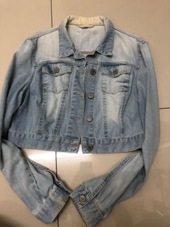(Category: ) located in . Submitted by preloved_trinkets (Listing ID 1080106287, Image 1). Description: .