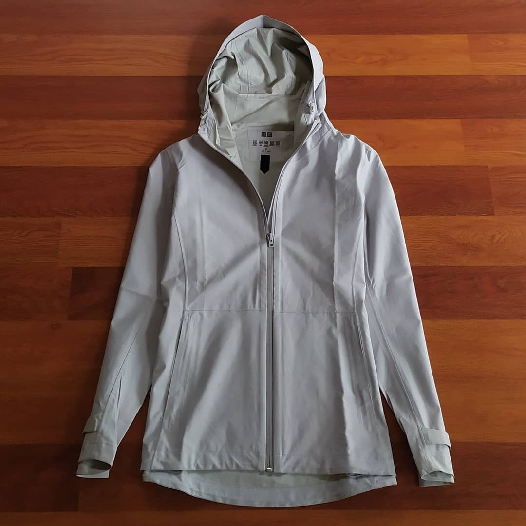 Jaket top uniqlo blocktech