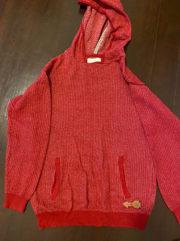 Red outlet hoodie zara