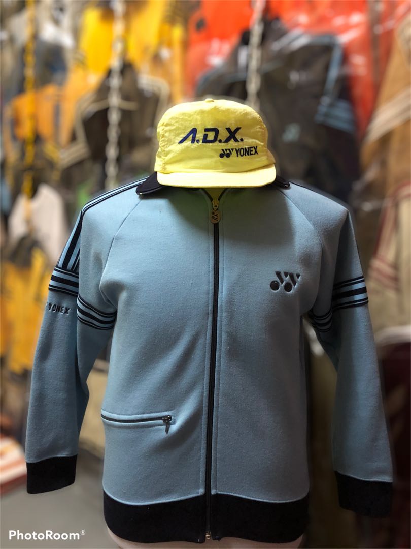 Yonex vintage sweater online