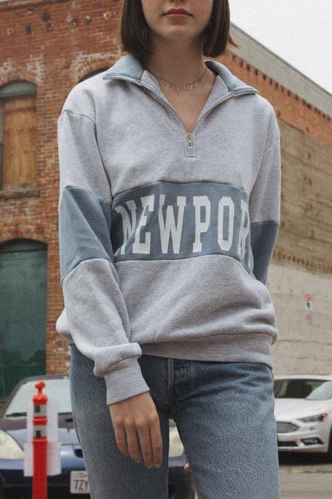 Brandy Melville Isabella Newport Sweatshirt Pullover Sweater
