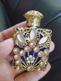Antique Perfume Bottle in Gold Tone Filigree