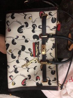 (Category: ) located in . Submitted by suezyn (Listing ID 1080330847, Image 1). Description: .