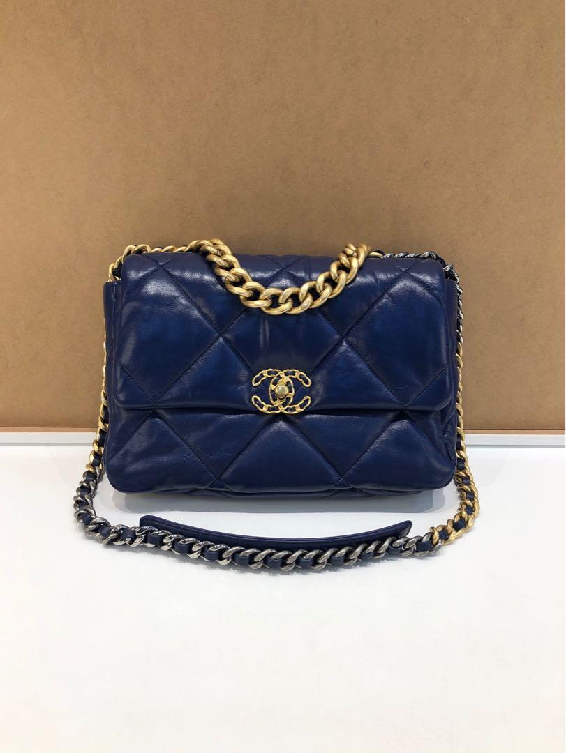 Chanel 19 Flap Bag Midnight Blue Lambskin Antique GHW