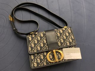 （分類：）位於 。 由 genxoxo 提交（商品編號 1080377712，圖片 1）。簡介： 。
