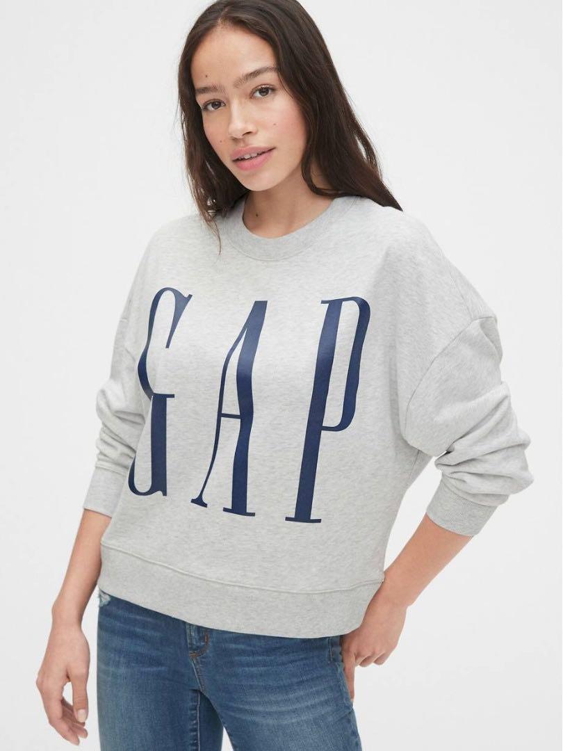 Gap logo deals sweatshirt womens