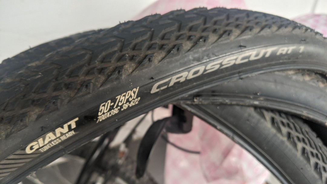 Giant sales gravel tires
