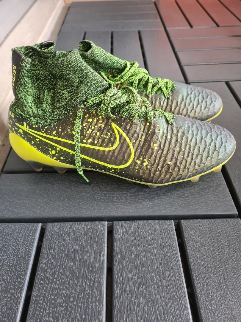 Nike Magista Obra Men s Fashion Footwear Boots on Carousell