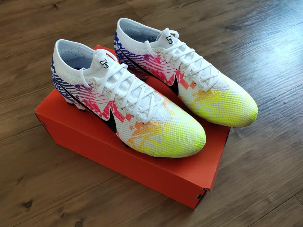 NIKE VAPOR 13 PRO NJR FG Men s Fashion Footwear Boots on Carousell