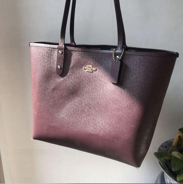 Coach reversible leopard sale print city tote bag