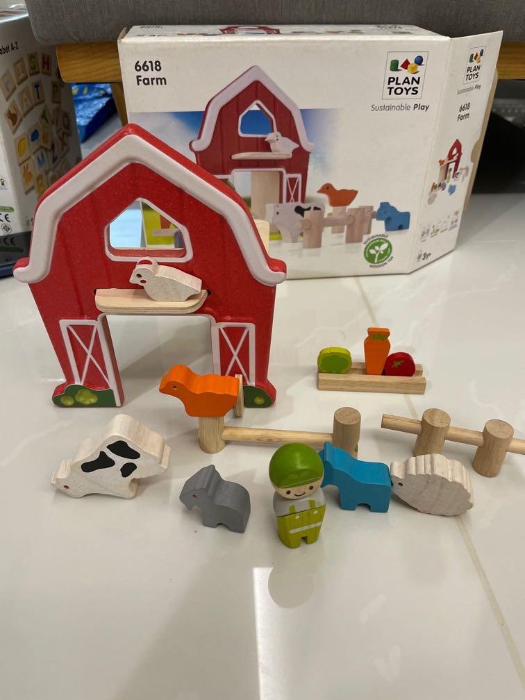 Plan toys barn sales