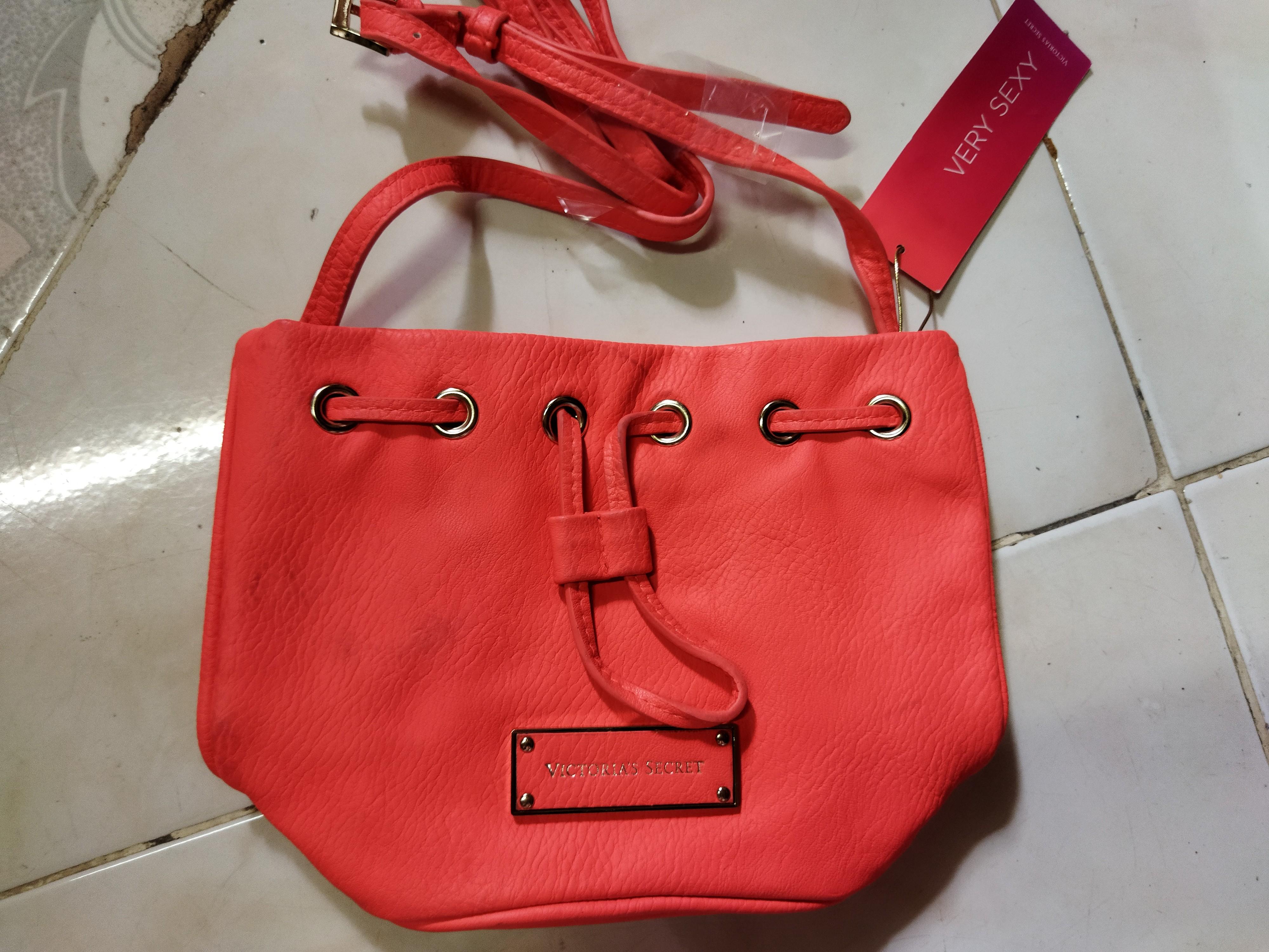 Red Orange Small Pouch Bag, Women's Fashion, Bags & Wallets, Crossbody