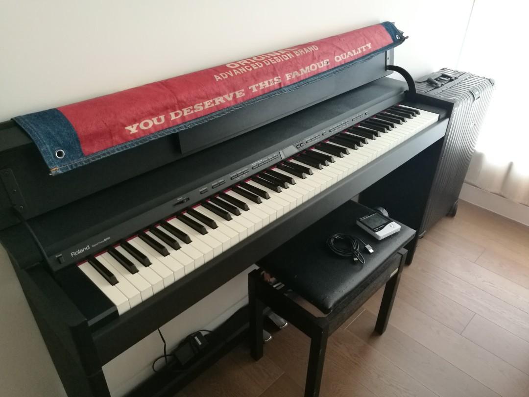 Roland digital piano DP90 (study table when closed), Hobbies & Toys