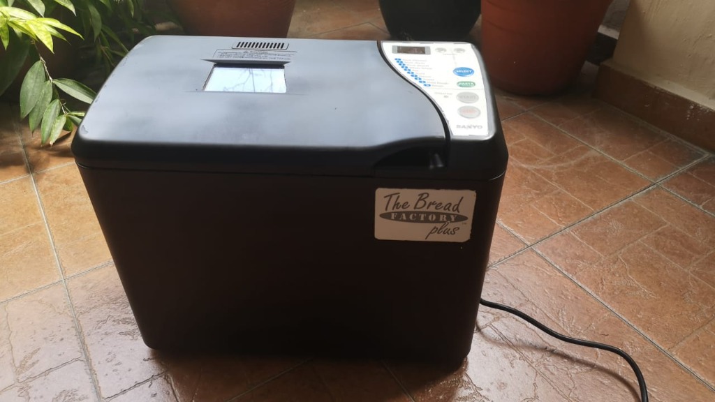 Sanyo Bread Factory Plus, TV & Home Appliances, Kitchen Appliances