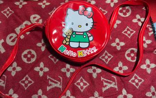 (Category: ) located in . Submitted by belovedsheng (Listing ID 1080371222, Image 1). Description: .