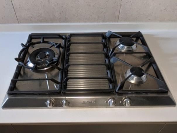 smeg 700 gas cooktop