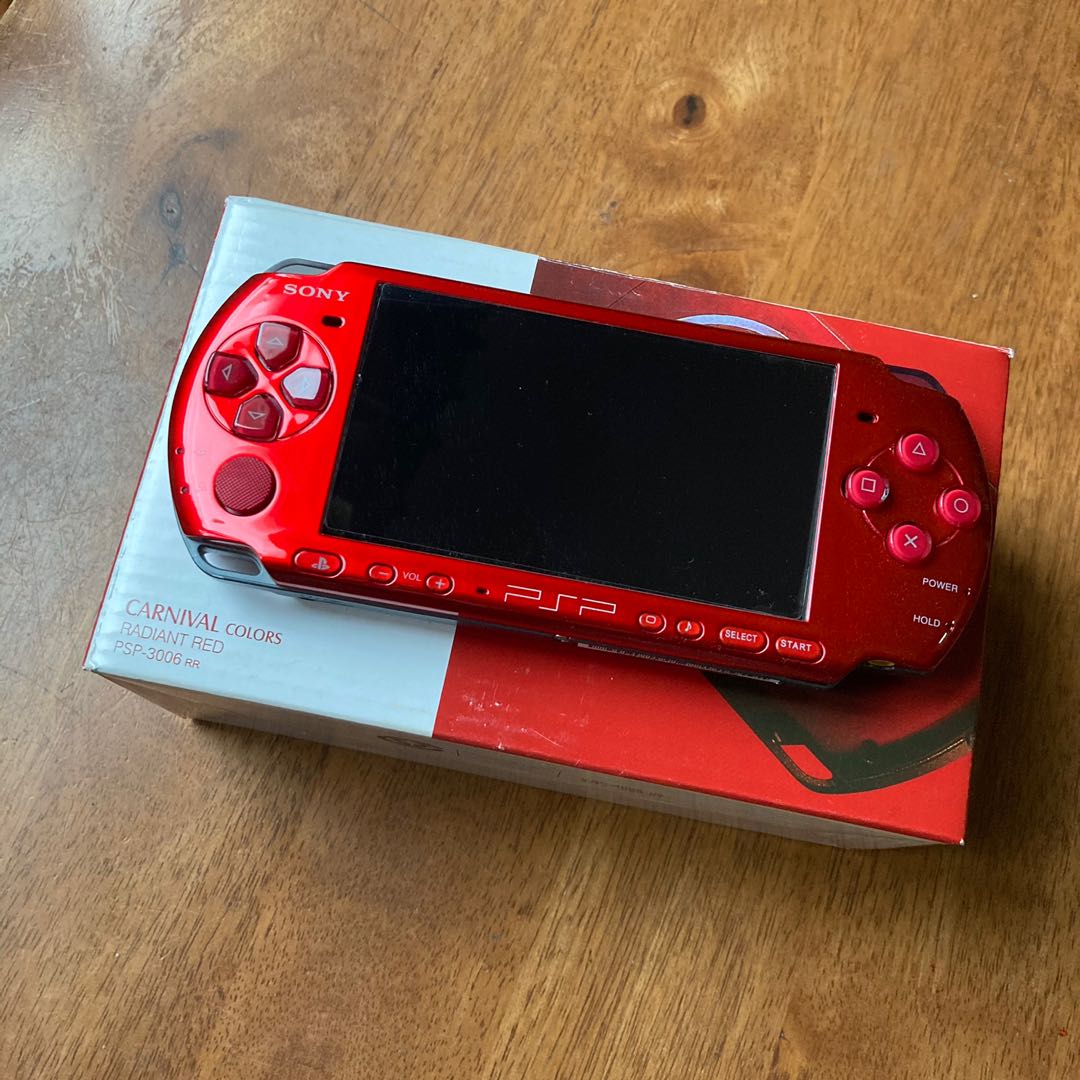 Sony PSP 3000 Radiant Red, Video Gaming, Video Game Consoles ...