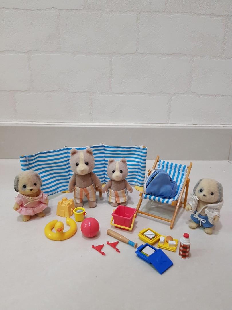 Sylvanian Families PARTTY SET 4269 Epoch Japan Calico Critters Over 40  pieces