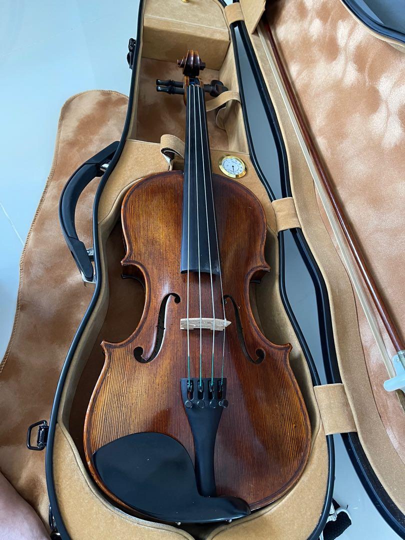 Synwin violin SV5001. 4/4 size, Hobbies & Toys, Music & Media 