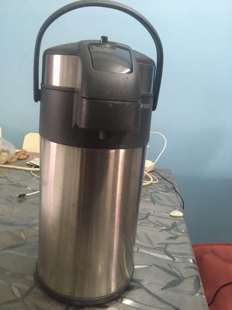 Tiger thermo flask 4 litre, Furniture & Home Living, Kitchenware