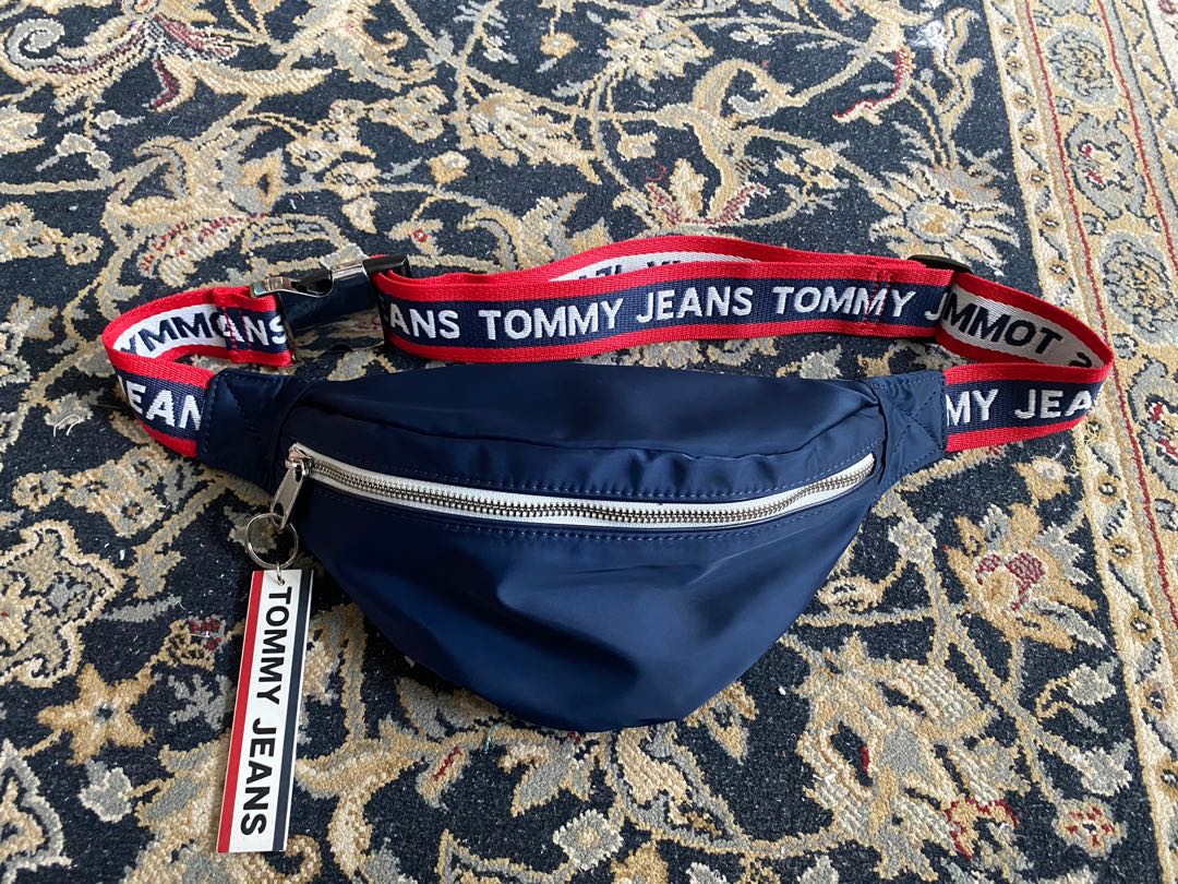 Tommy jeans logo bum bag outlet