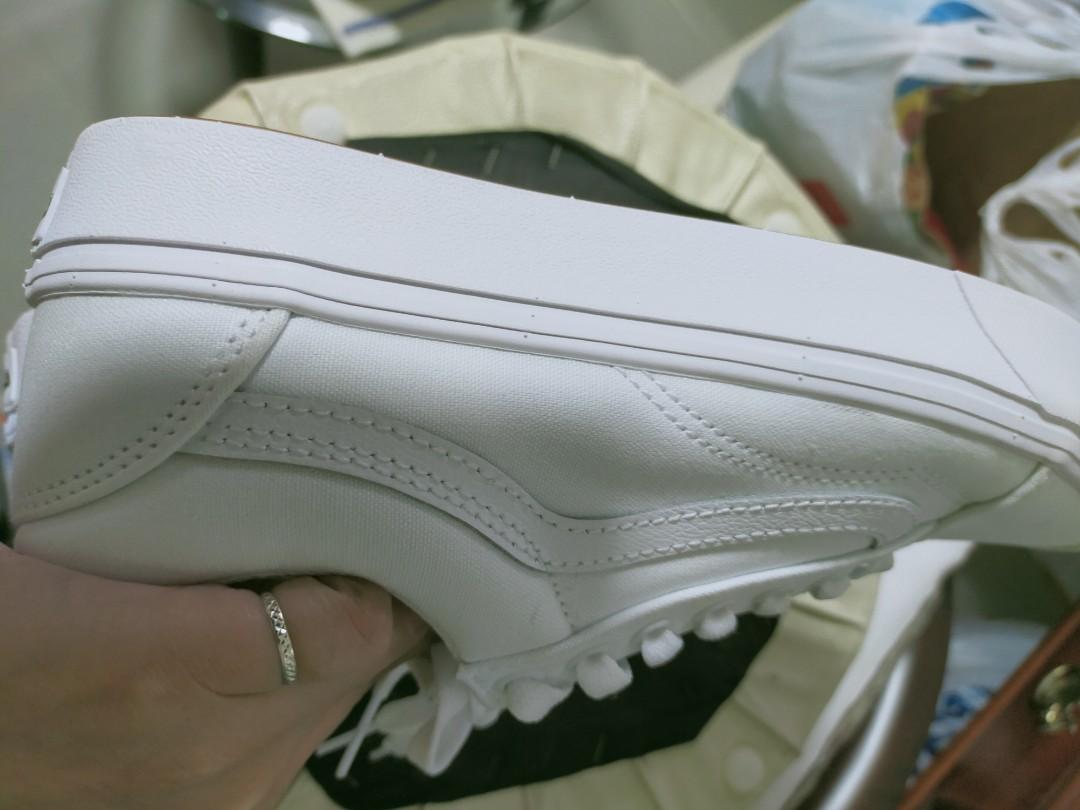 White vans clearance size 8 womens