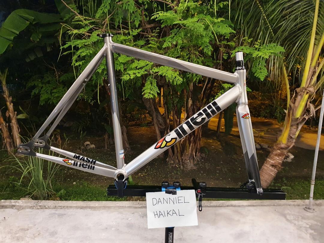 Cinelli mash bolt clearance frameset