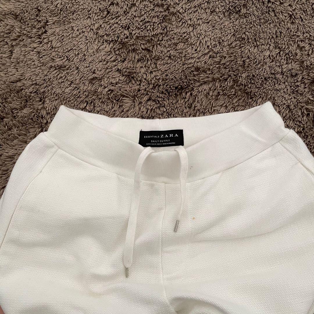 Essentials zara daily outfit joggers 2025