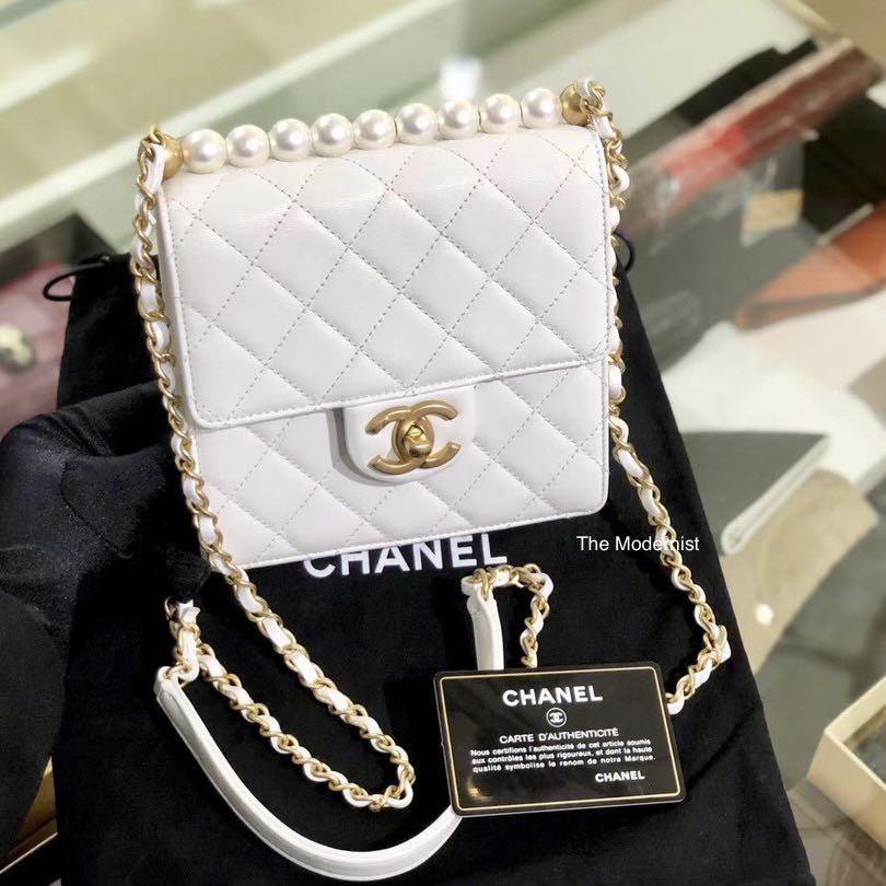 Chanel White Quilted Leather Small Pearl Embellished Boy Flap Bag Chanel