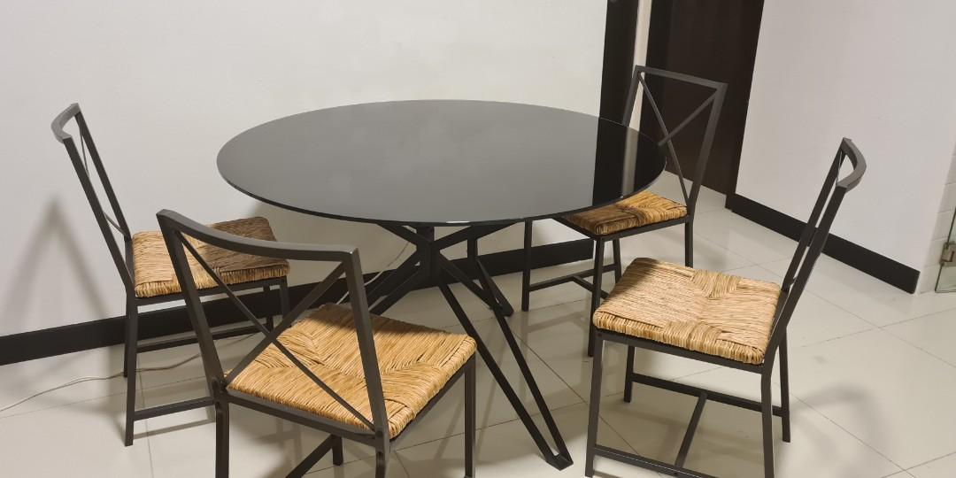 Black Rattan Seat Chairs, Black Round Kitchen Table And Chairs