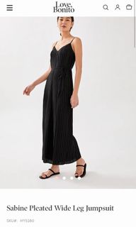 (Category: ) located in . Submitted by closet_collection (Listing ID 1080396339, Image 1). Description: .